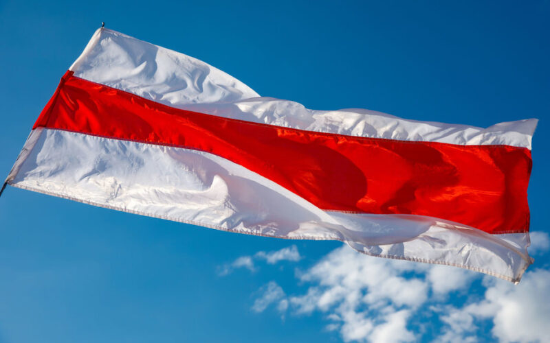 Istorinė Baltarusijos vėliava