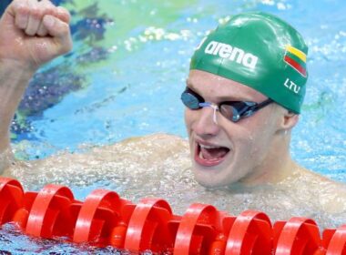 Lietuviai jaunimo plaukimo čempionate prasibrovė į finalus