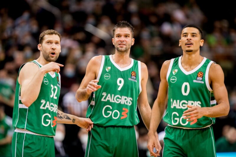 J. Strelnieks, M. Kalnietis, T.Webster